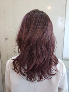   by stylist 赤木デザインカラーラフウェーブミディアム