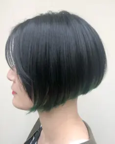 デザイン前下がりボブ 裾グリーン by Hair Studio Olive minamimorimachi