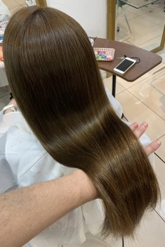 【髪質改善】ロング理想の髪質へ パールプラチナストレート トリートメント