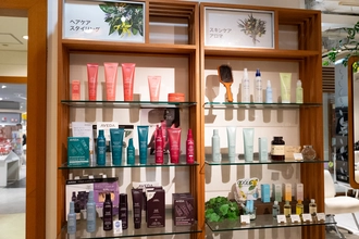 XXXY'S　AVEDA　　町田モディ店【 サイズ アヴェダ 】の雰囲気画像1