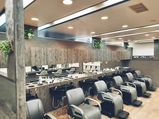 D-salon 梅田店【ディーサロン】の雰囲気画像2