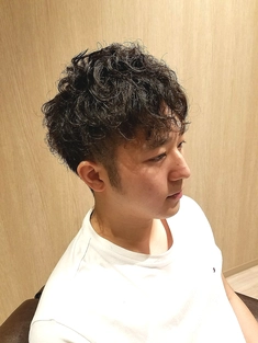 黒髪パーマ＆ツーブロックスタイル by Lair the barber【ライール ザ バーバー】