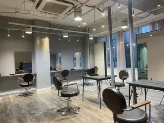 MEN'S HAIR TOKYO 西梅田【メンズヘアトーキョー】店内