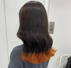 裾カラー×オレンジ