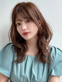 髪質改善韓国ヘアイメチェンシースルー前髪くびれウェーブヘア
