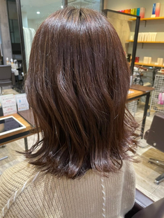 Hair style【34】外ハネミディアムグレージュ