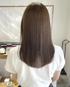 憧れストレートヘアになれる縮毛矯正！