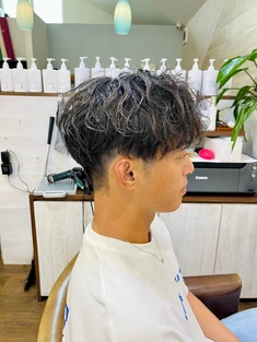 【シンセティック ヘアー デザイン】men'sパーマ