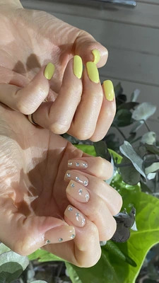 【Nail】担当：Marina Kamonシンプルネイル