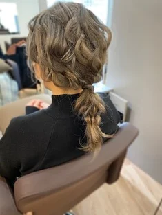 透明感カラー×オリーブアッシュ×こなれヘアアレンジ