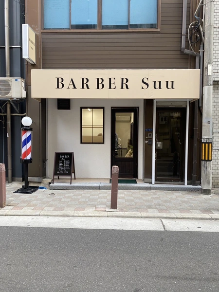 BARBER Suu店内