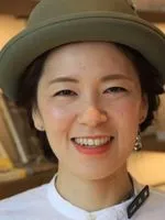 比氣　裕美恵 