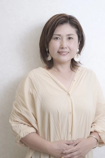 及川 泰子