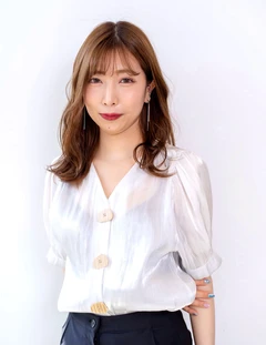 髙八重　美香