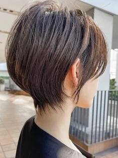 くびれショート 20代30代40代ヘアスタイル くびれ美人ショート