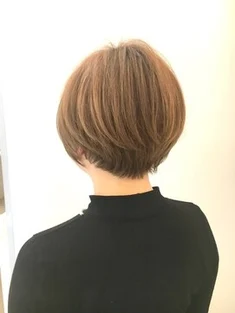 〈HAIRLOGY〉くびれ耳かけショート by早川