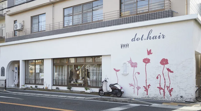 dot.hair 伊丹本店店内